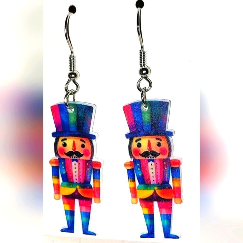 Super cute holiday festive earrings